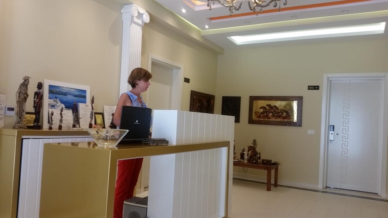 Hotel Magllara ซารานเดอ ภายนอก รูปภาพ